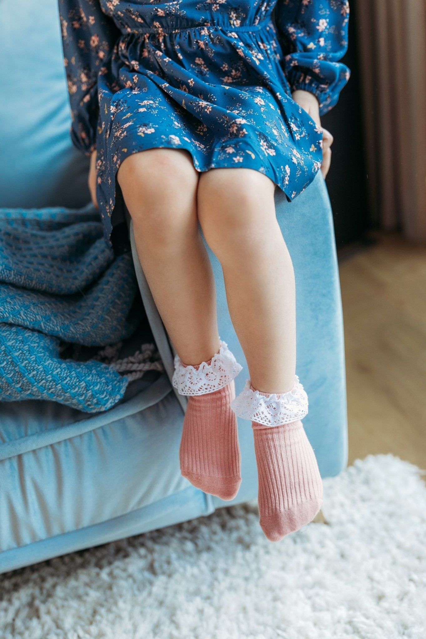 VINTAGE LOVE SOCKS-2